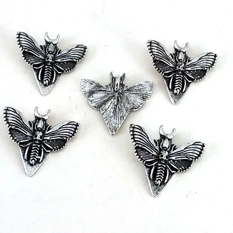 hzew 5 pcs new accessories Animal moth skull head moth pendant for women man Accessories