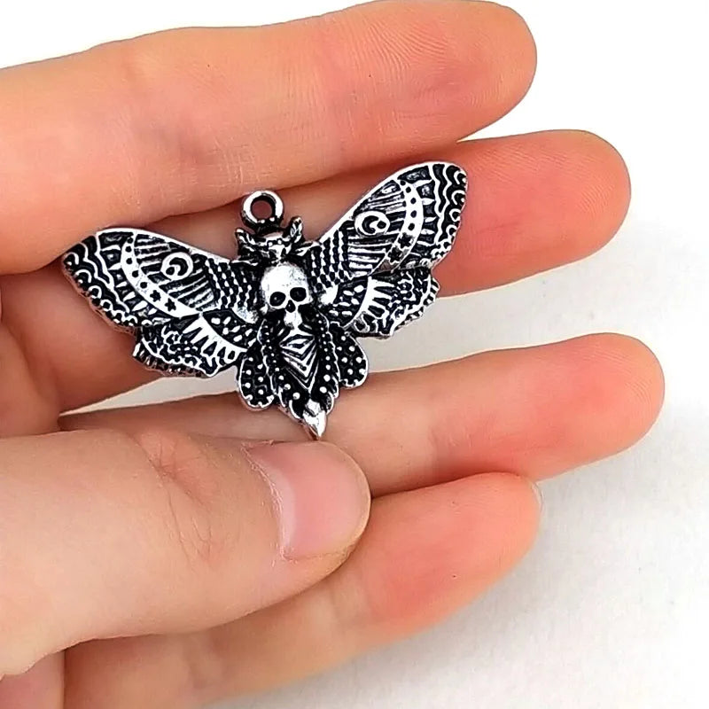 hzew 5 pcs new accessories Animal moth skull head moth pendant for women man Accessories