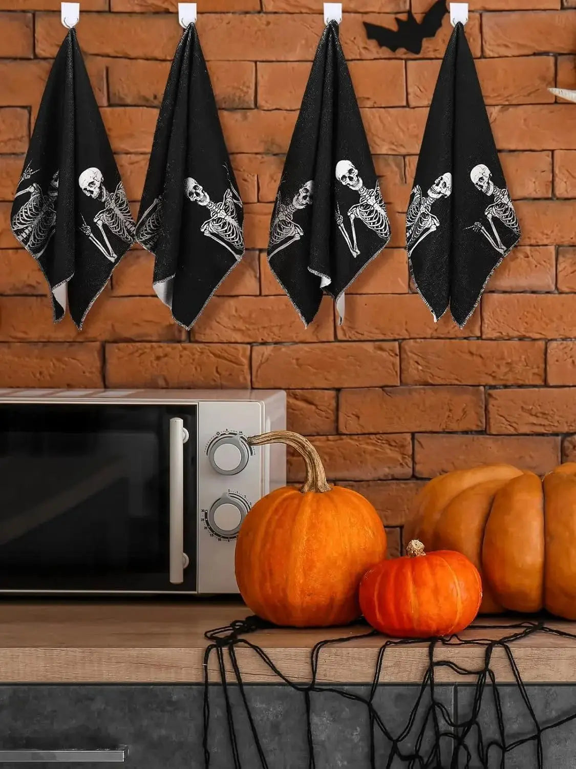 Halloween Kitchen Towels Gift Rock and Roll Skeleton Hippie Skull Dish Towels Absorbent Bathroom Gift Halloween decoration