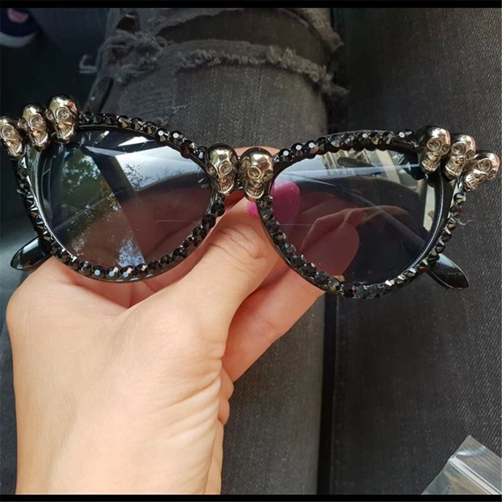 Women Gothic Skull Sunglasses Black Cat Eye Rhinestone Gorgeous Cateye UV400 Protection Ladies Round Sun Glasses Vintage Eyewear