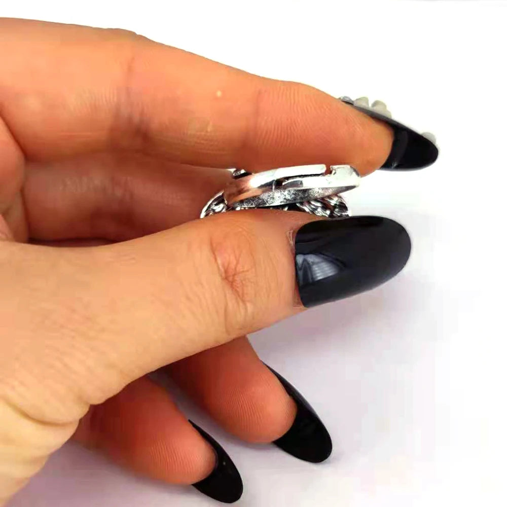 hzew 1pcs Resizable Death Head Skull Butterfly Moth Ring Creativity Gift For Women Men