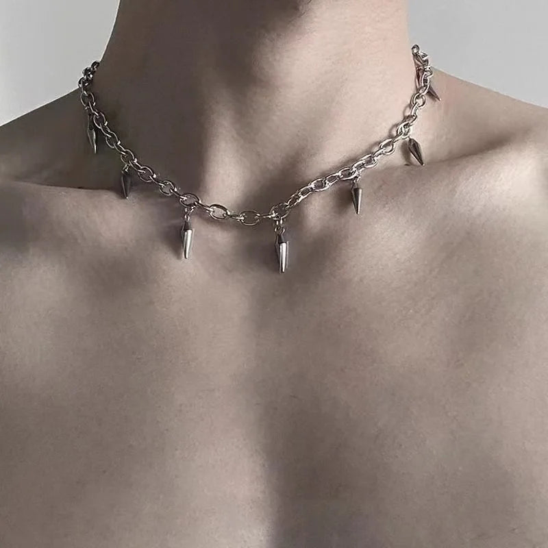 Punk Hip Hop Metal Rivet Pointed Choker Necklace for Women Men Gothic Silver Color Cross Clavicle Chain Necklace Y2K Jewelry