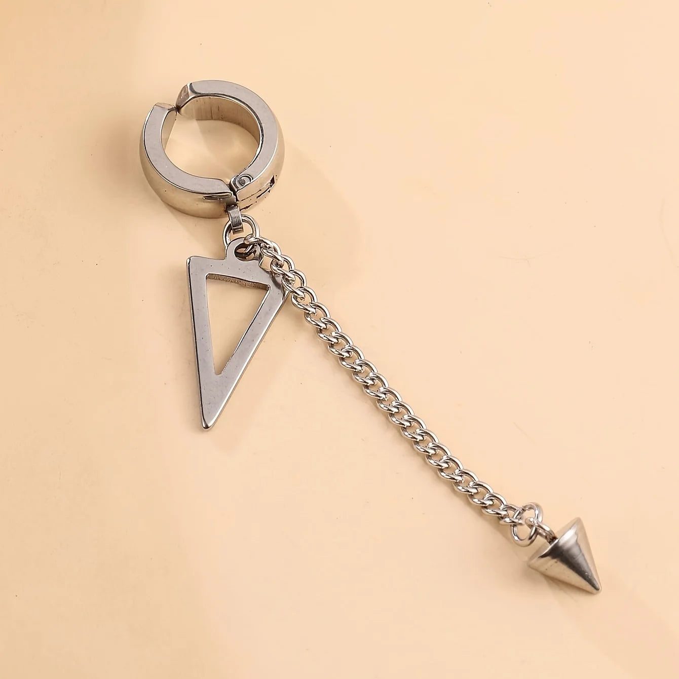 1pc Stylish Punk Unique Design Stainless Steel Geometric Triangle Chain Cone Ear Clips Non-Piercing Earrings for Men Women