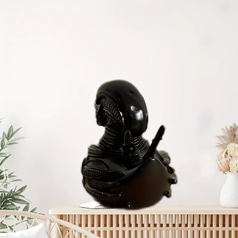 Alien Duck Resin Statue，Evil Alien Duck Ornament ，Resin Car Dashboard & Desk Decor, Funny Gift Idea