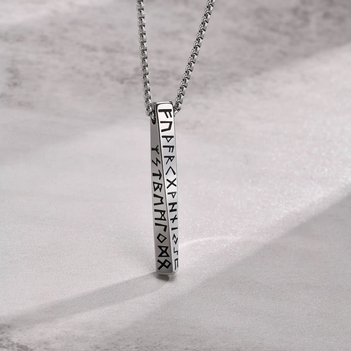 Vnox Viking Rune Necklaces for Men, Vertical 3D Mobius Bar Pendant, Protection Almut Jewelry Collar