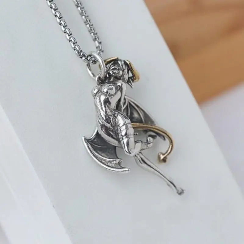 Fashion silver color guardian angel pendant necklace men and women personality angel wings prayer pendant necklace couple gift