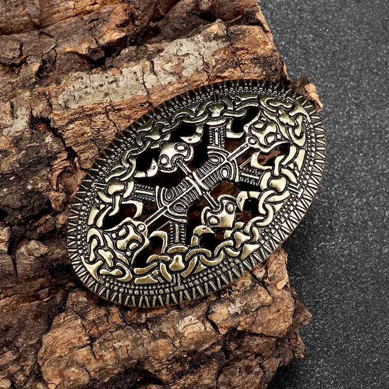 Vintage Gothic Death Skull Moth Brooch for Men Clothing Pin Fashion Hip Hop Rock Accessory Gift