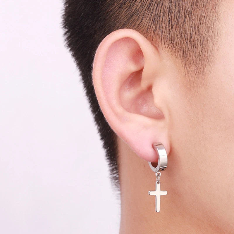 1Pcs Unisex Stainless Steel Punk Man Black Clip on Earrings Geometry Triangle Star Pendant Dangle Earrings Women Gothic Jewelry
