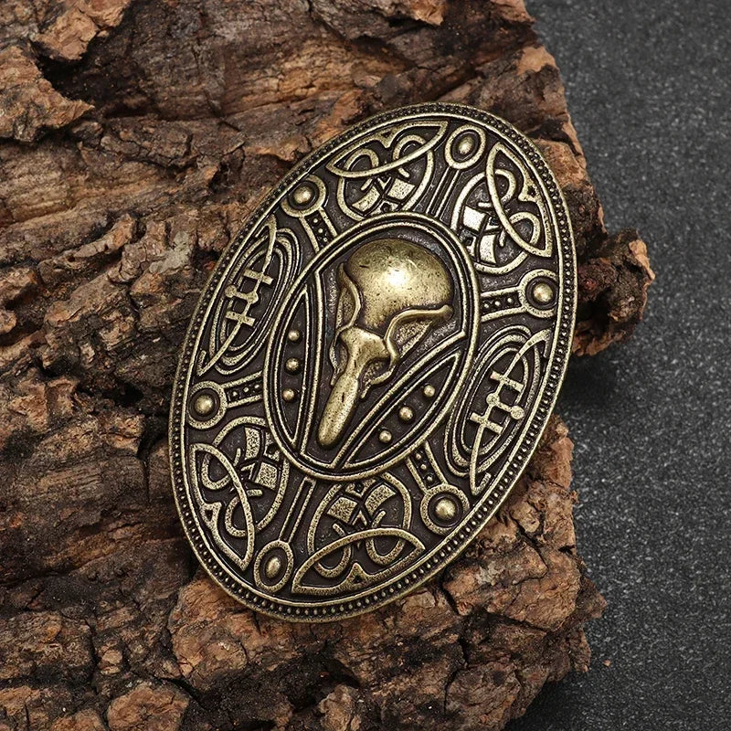 Vintage Gothic Death Skull Moth Brooch for Men Clothing Pin Fashion Hip Hop Rock Accessory Gift