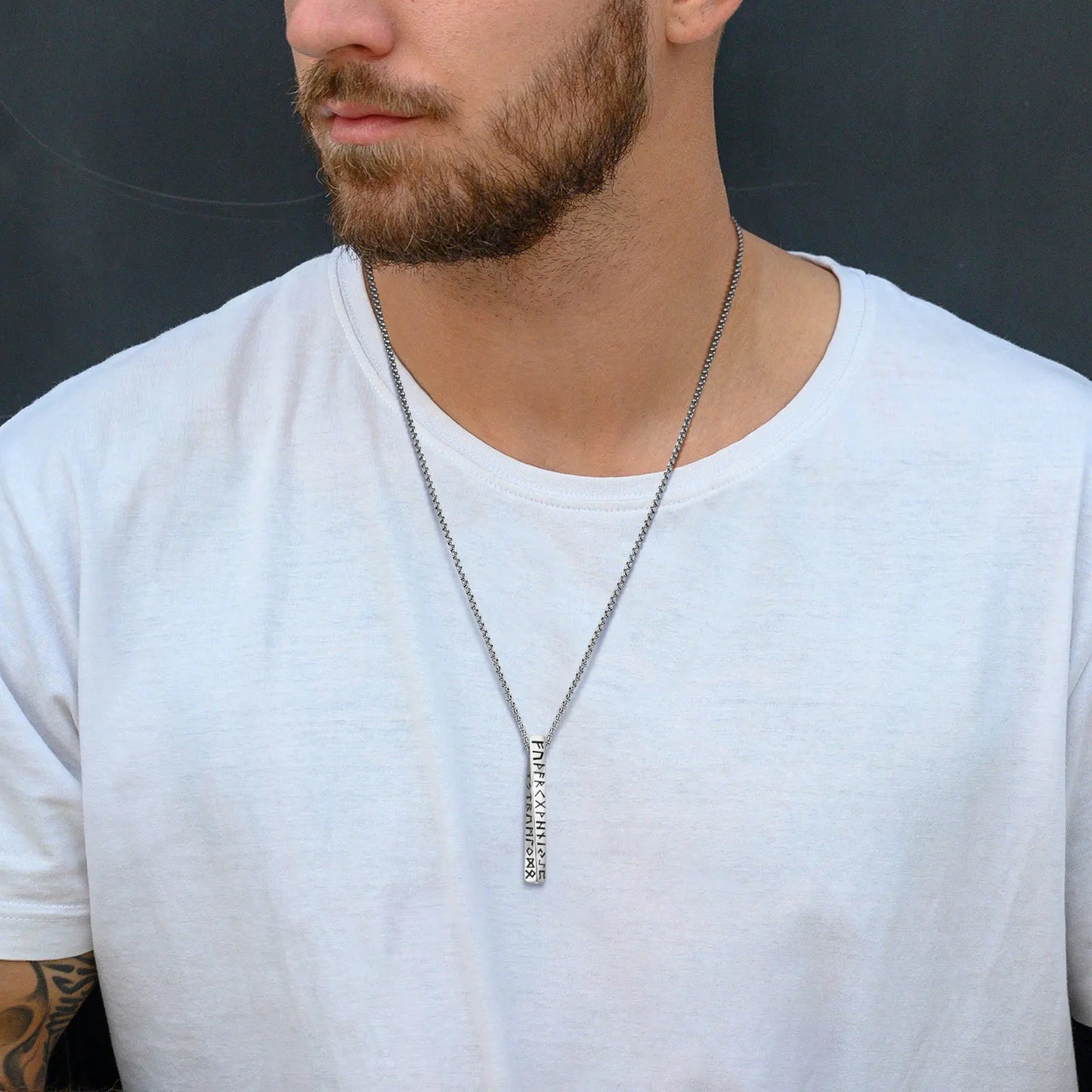 Vnox Viking Rune Necklaces for Men, Vertical 3D Mobius Bar Pendant, Protection Almut Jewelry Collar