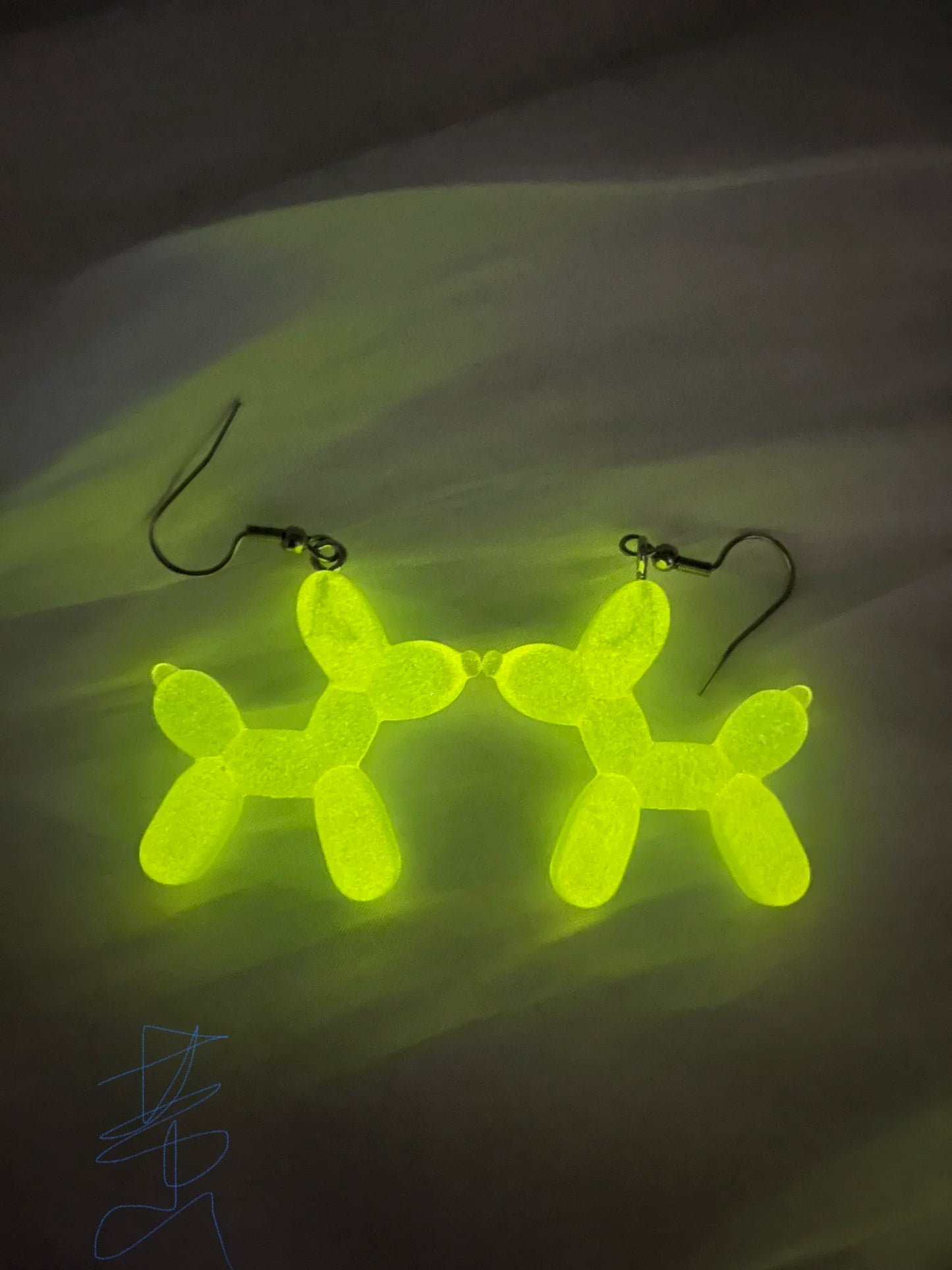 Ghost in Bottle Earrings Glow in the Dark Ghost Dangle Earrings Luminous Halloween Jewelry for Women and Girl