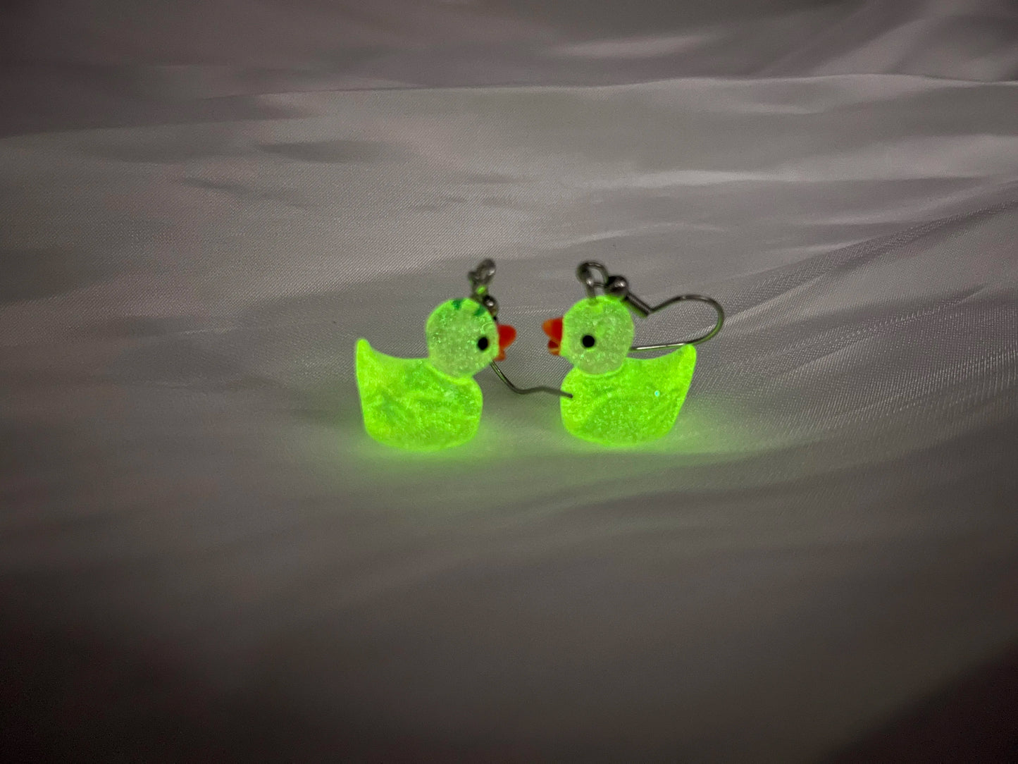 Ghost in Bottle Earrings Glow in the Dark Ghost Dangle Earrings Luminous Halloween Jewelry for Women and Girl