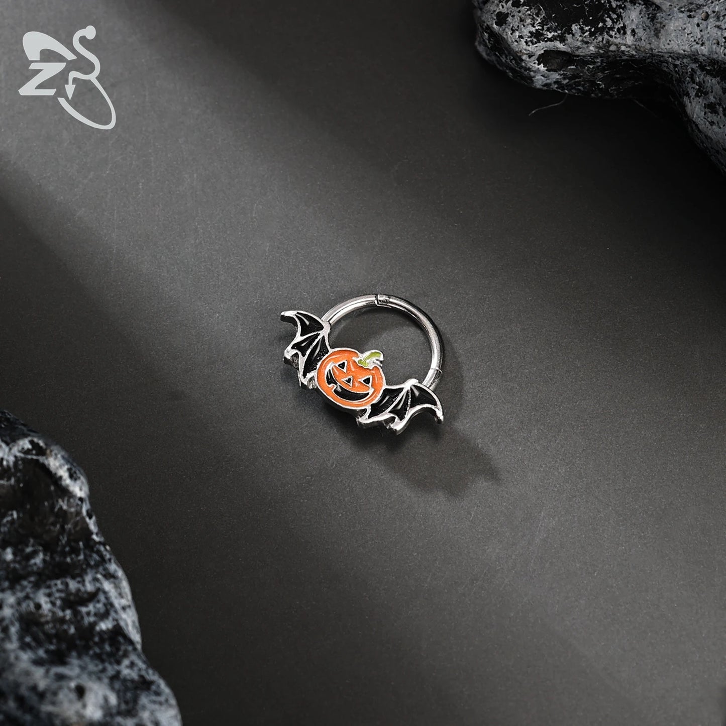 ZS 1 Piece Punk Stainless Steel Nose Ring Men Women Pumpkin Bat Septum Piercings Hallowmas Cartilage Helix Piercing Body Jewelry
